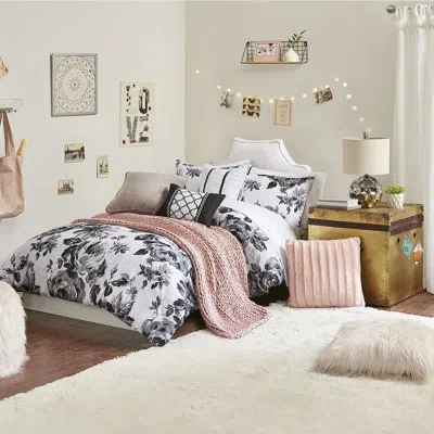 Intelligent Design Dorsey Black & White Floral Comforter Set In Black,white