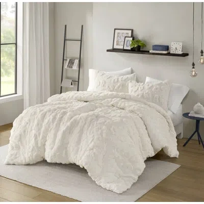 Intelligent Design Larissa Animal Chenille Comforter Set In Off-white