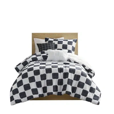 Intelligent Design Miley Checkered Comforter Set In Black,white