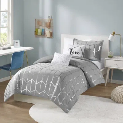 Intelligent Design Raina Metallic Printed Duvet Cover Set In Gray,silver