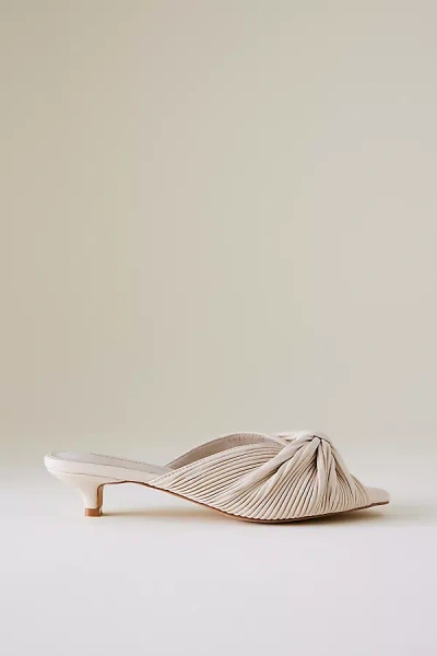 Intentionally Blank Women Curfew Leather Kitten Heel In Cream In White