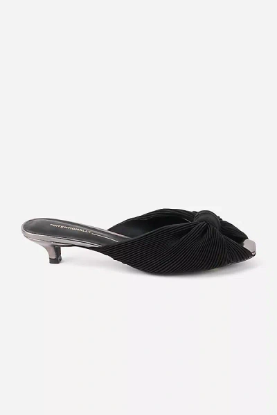 Intentionally Blank Curfew Knotted Mules In Multi
