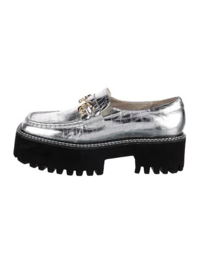 Pre-owned Intentionally Blank Embossed Leather Chain-link Accents Loafer Sneakers In Silver