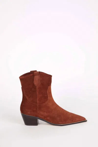 Intentionally Blank Kari Ankle Boot In Henna In Red