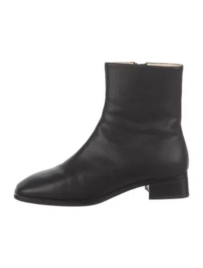 Pre-owned Intentionally Blank Leather Boots In Black