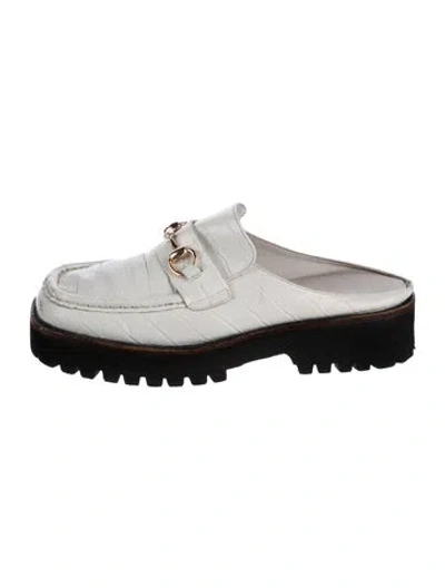 Pre-owned Intentionally Blank Leather Loafers In White