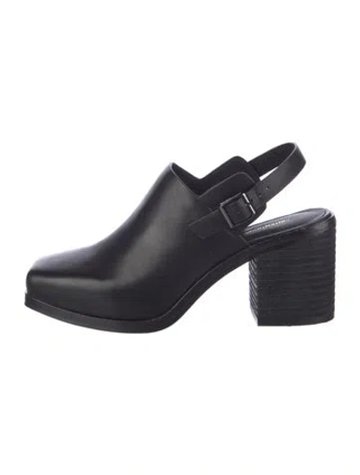 Pre-owned Intentionally Blank Leather Slingback Pumps In Black