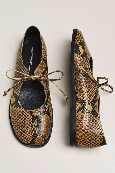 Intentionally Blank Spaces Bow Ballet Flats In Brown