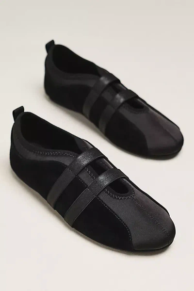Intentionally Blank Sporty Ballet Sneakers In Black