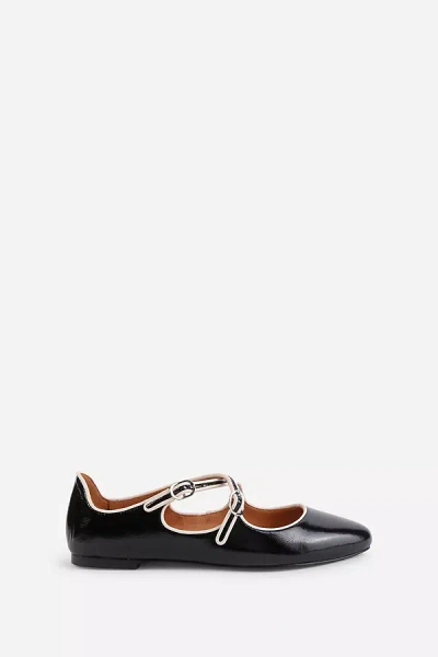 Intentionally Blank Vandam Crisscross Ballet Flats In Black