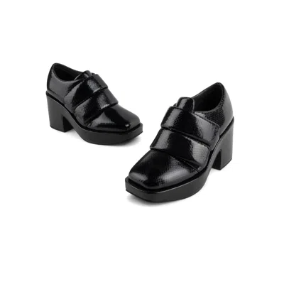 Intentionally Blank Women's Crime Platform Loafer-black