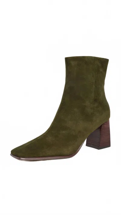 Intentionally Blank Women's Defacto Ankle Boot In Hunter In Green