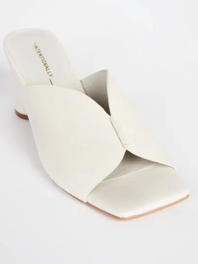 Intentionally Blank Women's Kamika Sandals In Cream In White