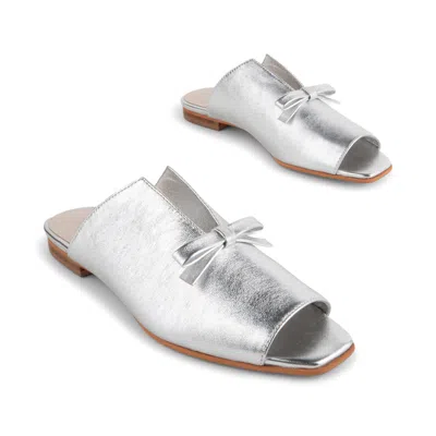 Intentionally Blank Women's Palace Square Toe Flat-silver