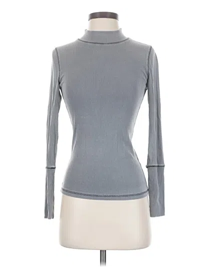 Pre-owned Intimately By Free People Long Sleeve Turtleneck In Gray