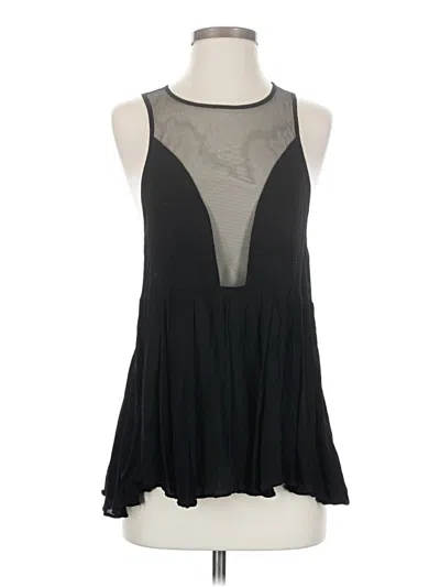 Pre-owned Intimately By Free People Sleeveless T-shirt In Black