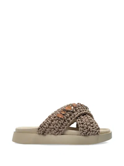 Inuikii 크리스크로스 장식 샌들 In Brown