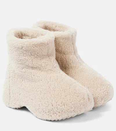 Inuikii Curly Shearling Ankle Boots In Beige