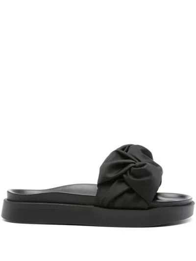 Inuikii Sandals In 201 Black