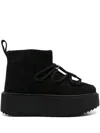 Inuikii Suede Boots In Schwarz