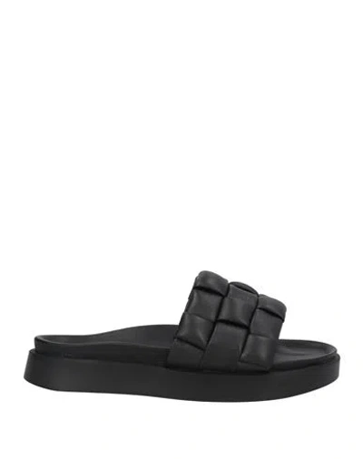 Inuikii Woman Sandals Black Size 8 Leather