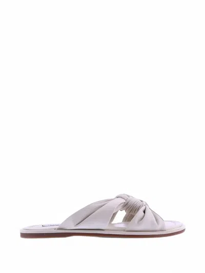 Inuovo Knotted Leather Sandals In Purple