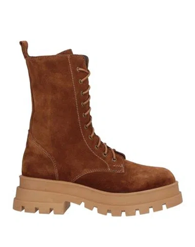 Inuovo Woman Ankle Boots Tan Size 10 Leather In Brown