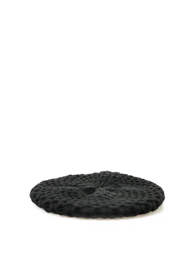 Inverni Basque In Pure Cashmere Honeycomb In Black
