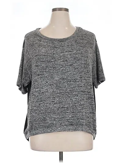 Pre-owned Investments Short Sleeve Top Gray Crew Neck Tops