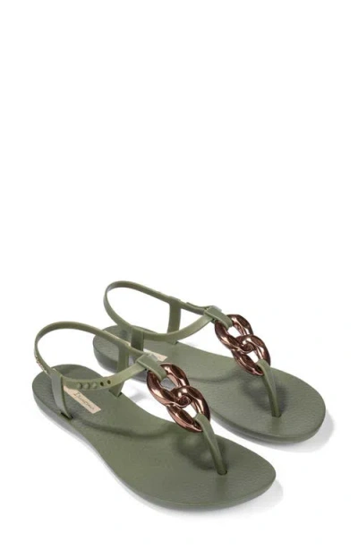 Ipanema Class Connect Ii Ring Sandal In Green