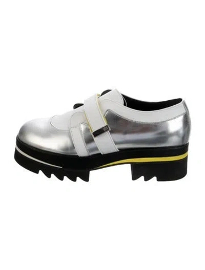 Pre-owned Iri Leather Flats In Silver