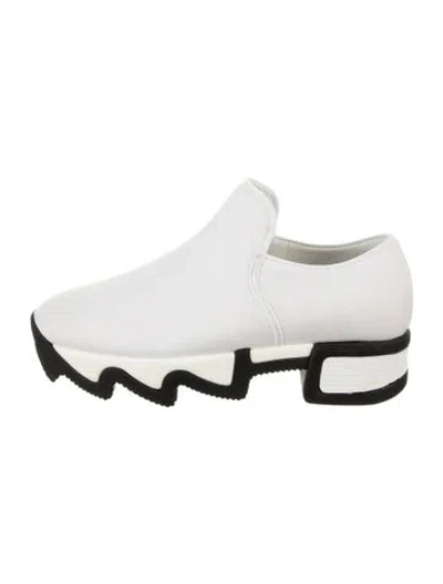 Pre-owned Iri Sneakers In White