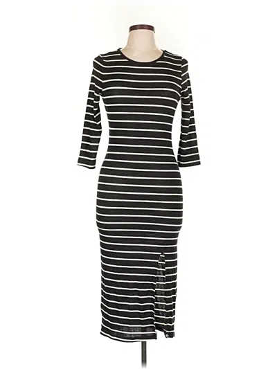 Pre-owned Iris Casual Dress In Black