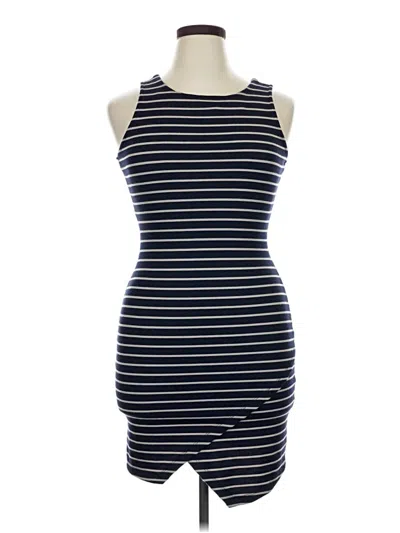 Pre-owned Iris Casual Dress In Blue