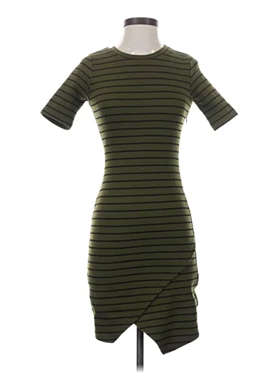 Pre-owned Iris Casual Dress In Green