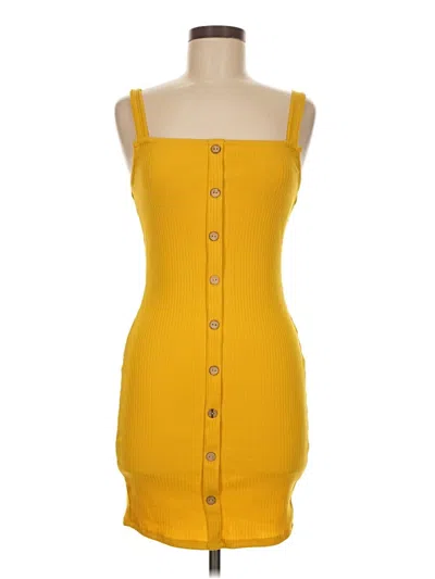 Pre-owned Iris Casual Dress In Yellow