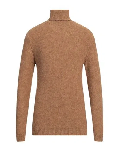 Irish Crone Turtlenecks In Beige