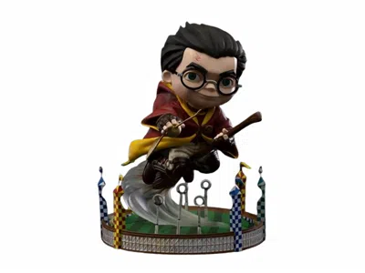 Iron Studios Harry Potter At The Quidditch Match - Minico In Red
