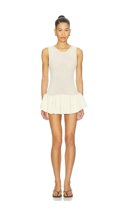 Isa Boulder Routine Dress In Neutral