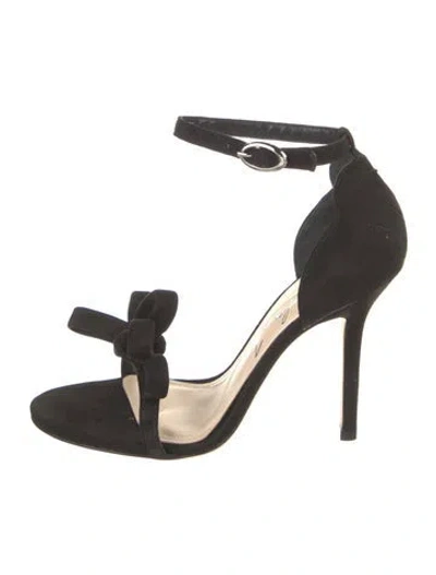 Pre-owned Isa Tapia Suede Bow Accents Sandals In Black