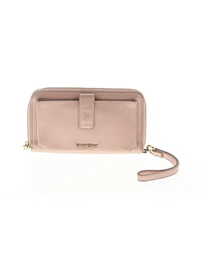 Pre-owned Isaac Mizrahi Leather Wristlet In Brown