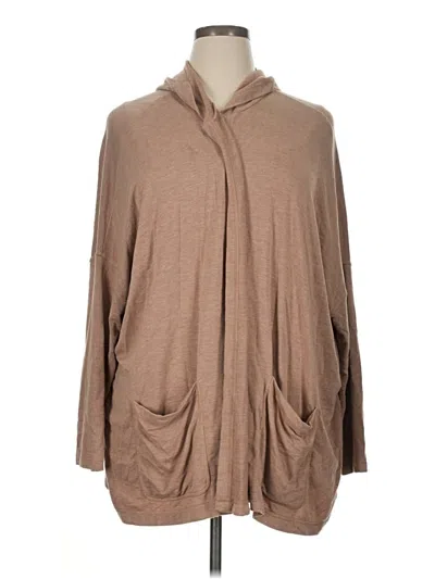Pre-owned Isaac Mizrahi Live Poncho In Tan