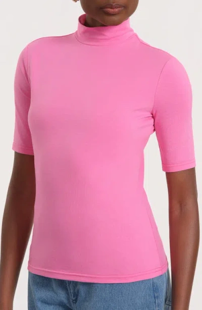 Isaac Mizrahi New York Print Mock Neck Top In Pink