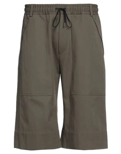 Isabel Benenato Man Shorts & Bermuda Shorts Military Green Size 32 Cotton, Polyamide