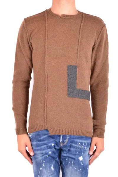Isabel Benenato Textured Knit Sweater With Geometric Contrast Patch In Brown