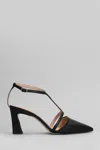 Isabel Ferranti Leather Pumps