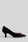 Isabel Ferranti Pumps In Black