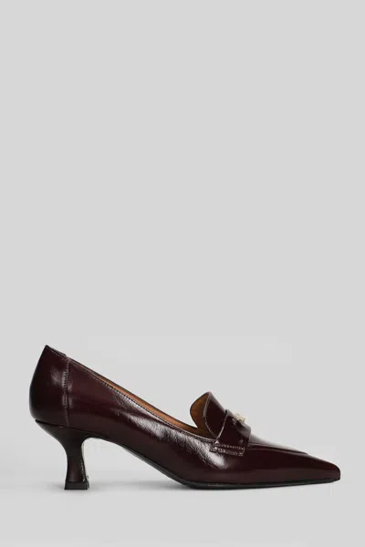 Isabel Ferranti Pumps In Brown
