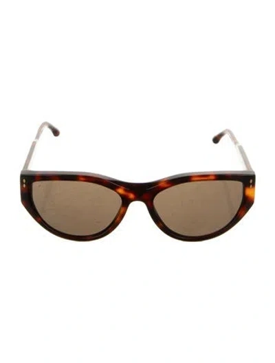Pre-owned Isabel Marant Cat-eye Tinted Sunglasses In Brown