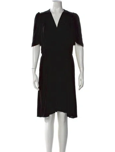 Pre-owned Isabel Marant Étoile V-neck Knee-length Dress In Black